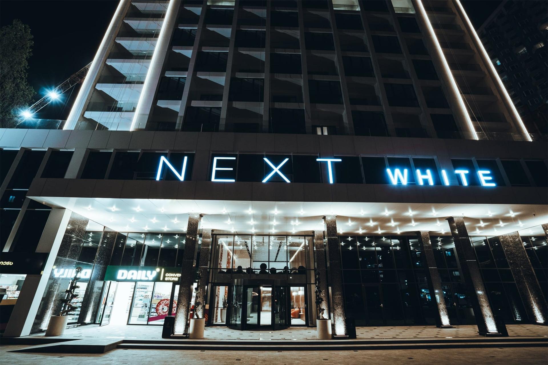 Next White — photograph 5