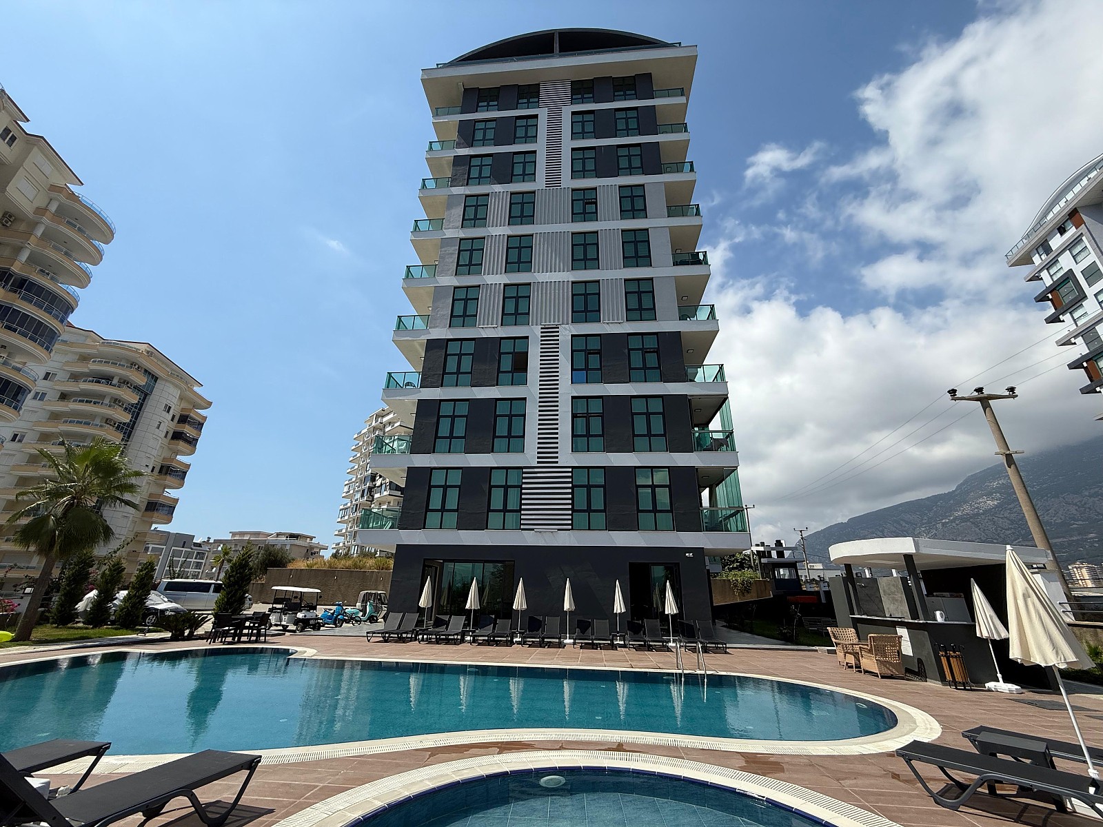 Apartments in Mahmutlar, 230. Sk. No:13 (AYT-04361)
